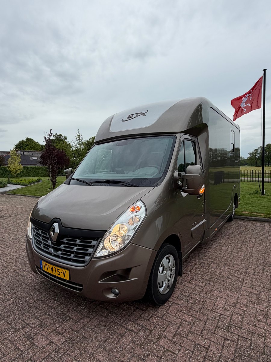 STX MASTER HORSEBOX 2-paards paardenwagen